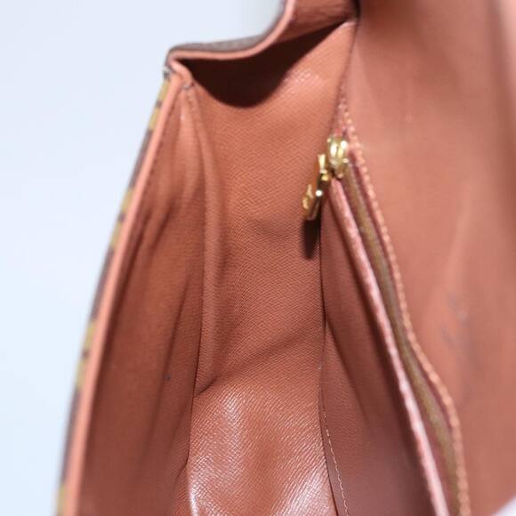 ⭐🔥AUTHENTIC🔥⭐Louis Vuitton Saint Cloud GM Crossbody - Picture 13 of 15